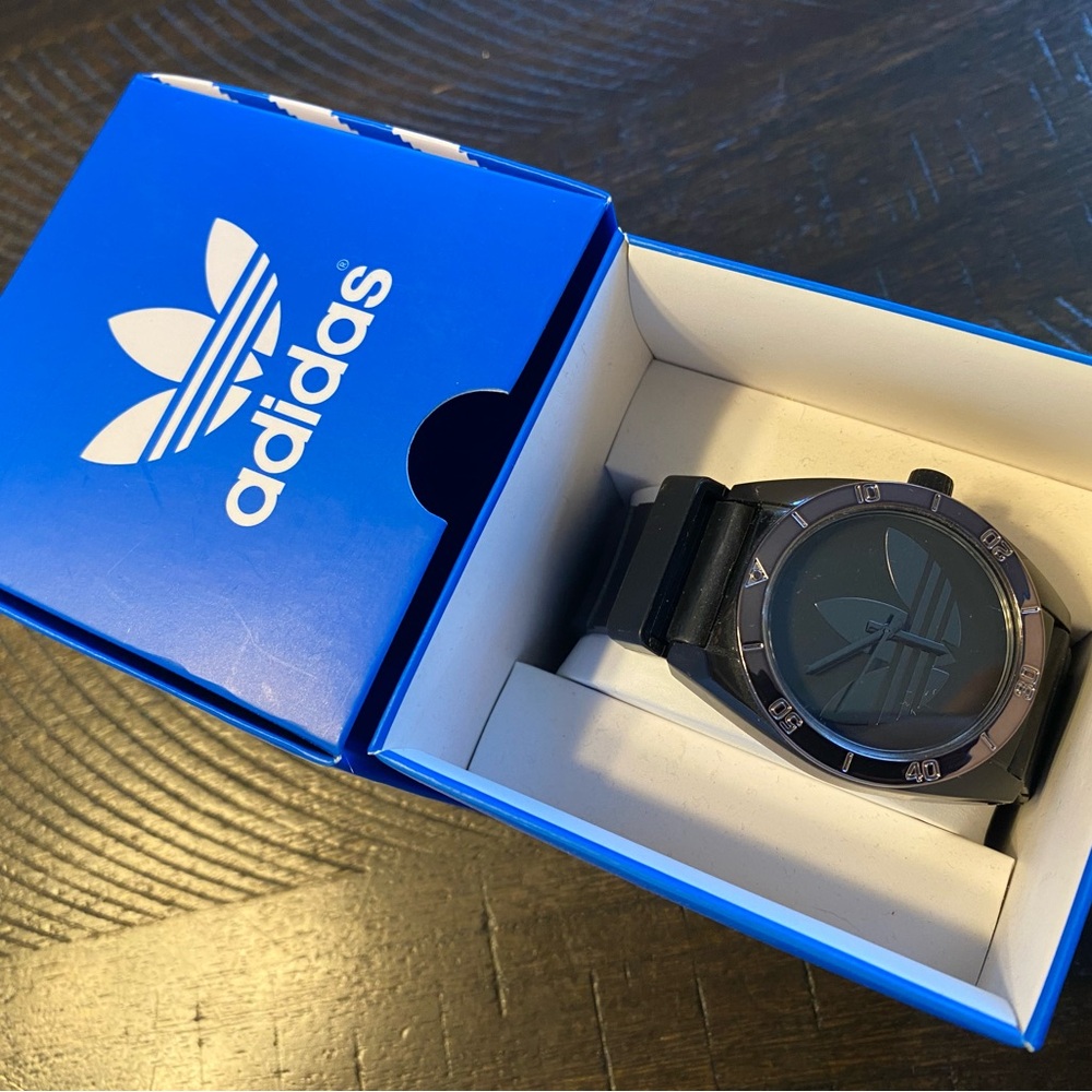 Black Adidas men’s water resistant dial watch ADH 2857